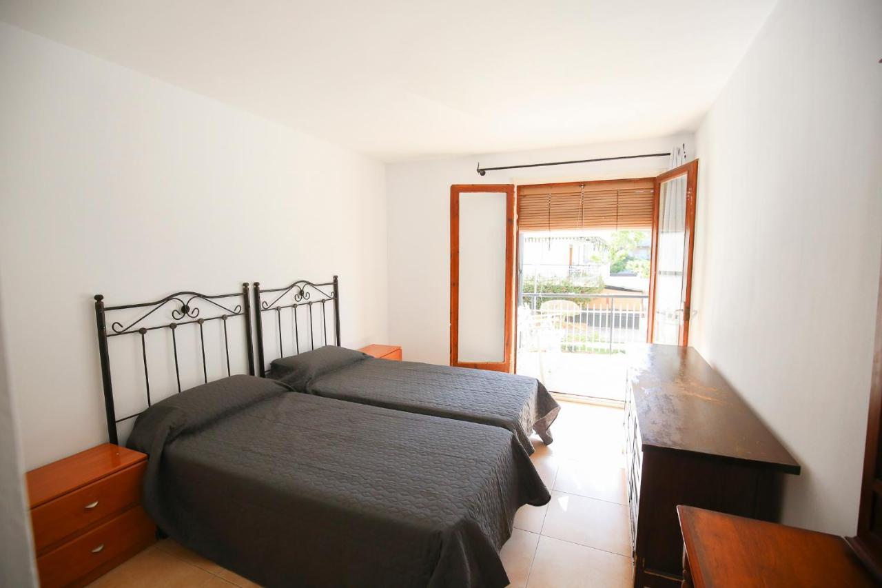 Costa Daurada Apartaments - Tauro Salou Bagian luar foto